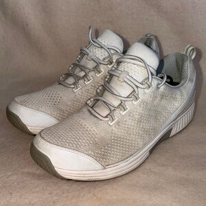 Orthofeet Wide White Women's Shoes Laces Size 11.5